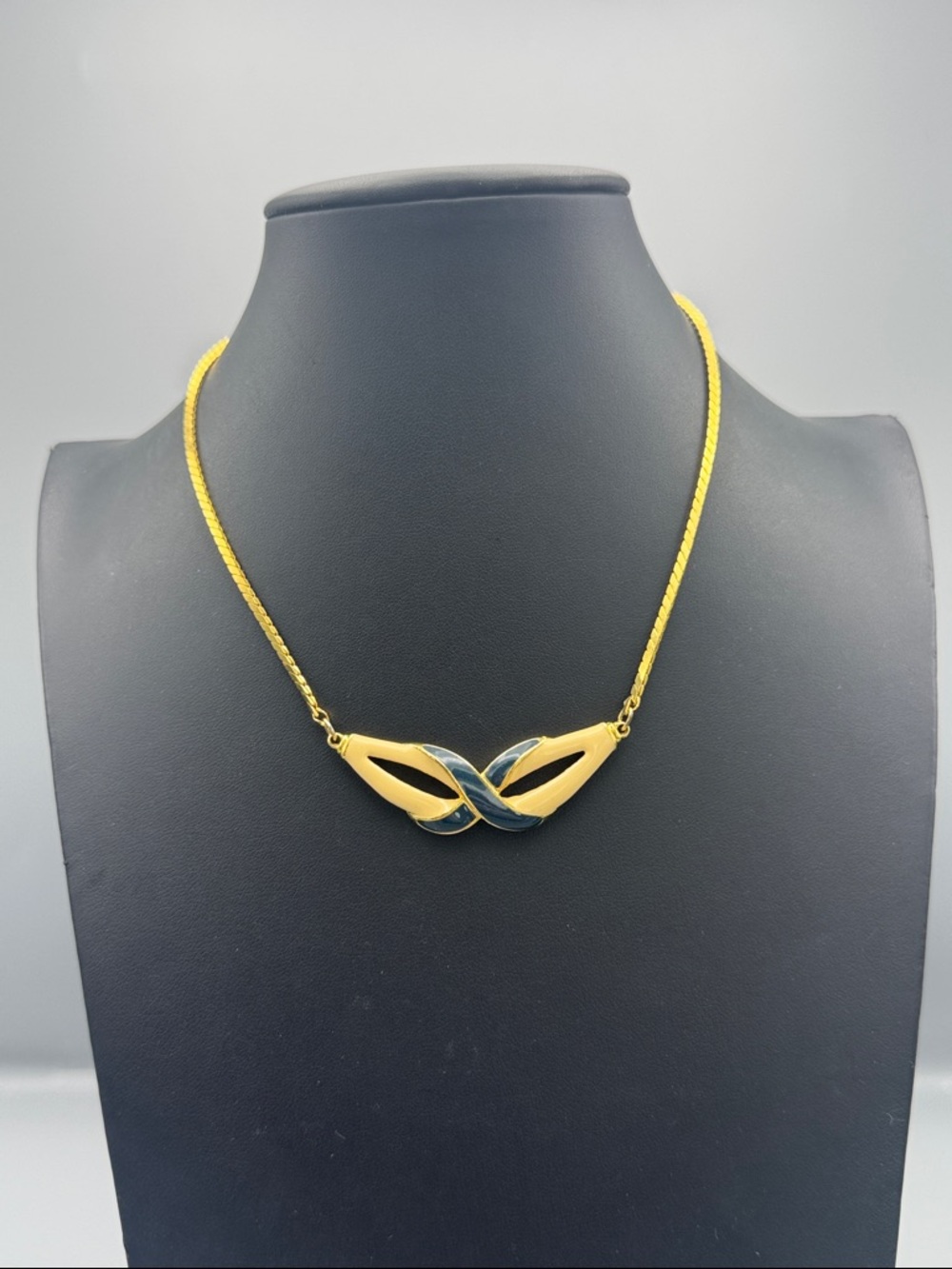 Korea Gold and Blue Twist Necklace - Women Jewelry